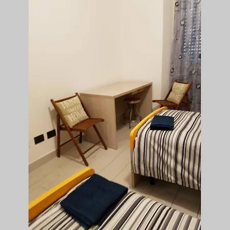 Πανσιόν Simple Room Ca Granda M5 *